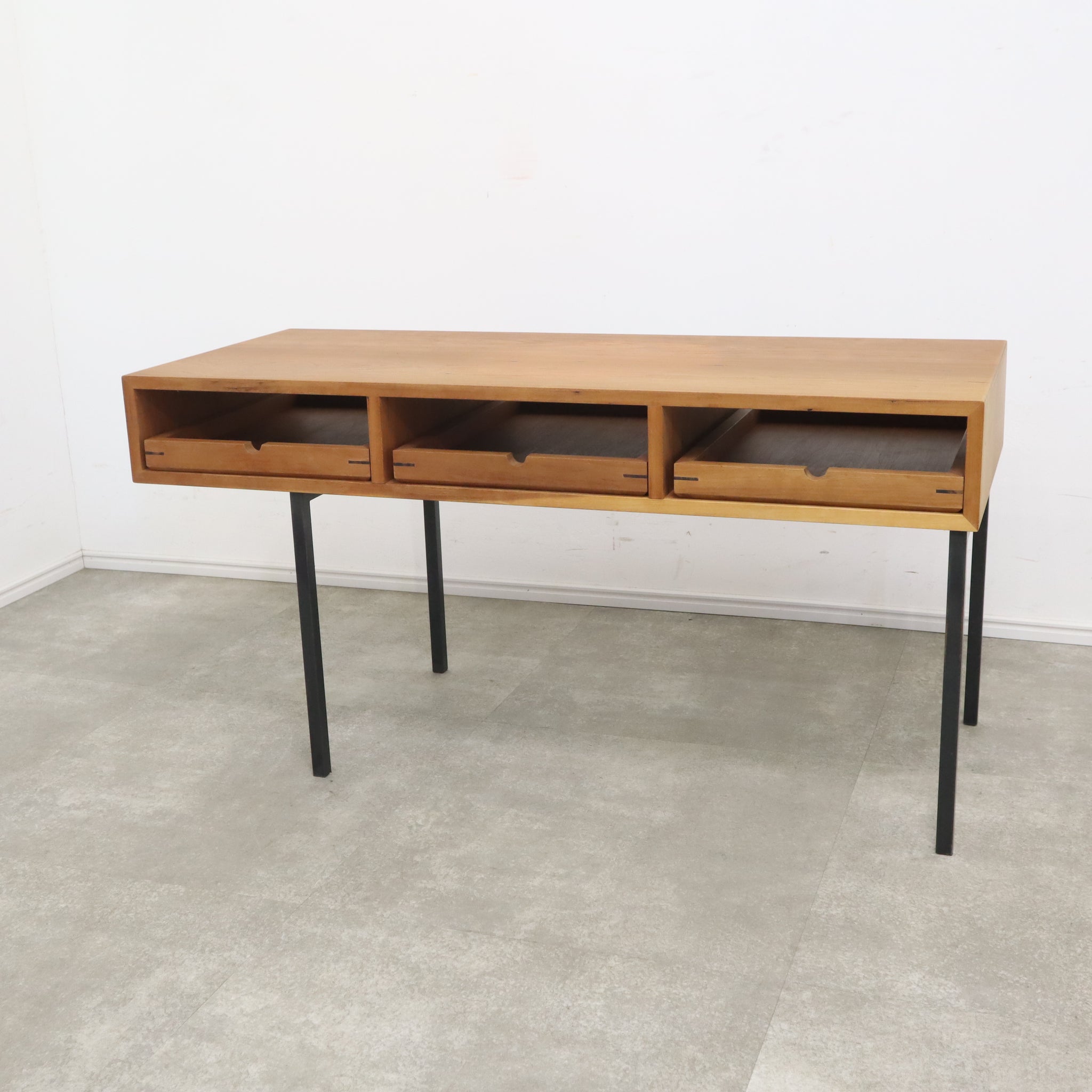 稲熊家具製作所 ハンドメイド サイドボード・テレビボード