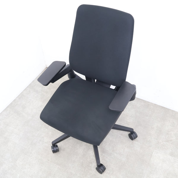 Steelcase Gesture オフィスチェア・ワークチェア
