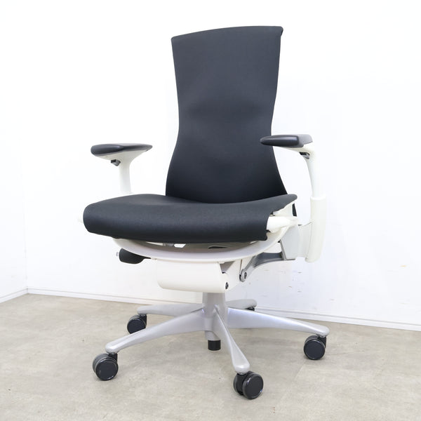 Herman Miller エンボディチェア Embody オフィスチェア（ホワイト）