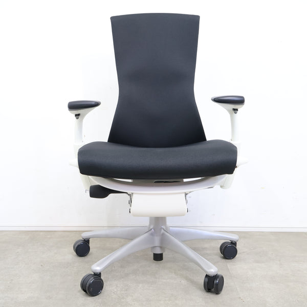 Herman Miller エンボディチェア Embody オフィスチェア（ホワイト）