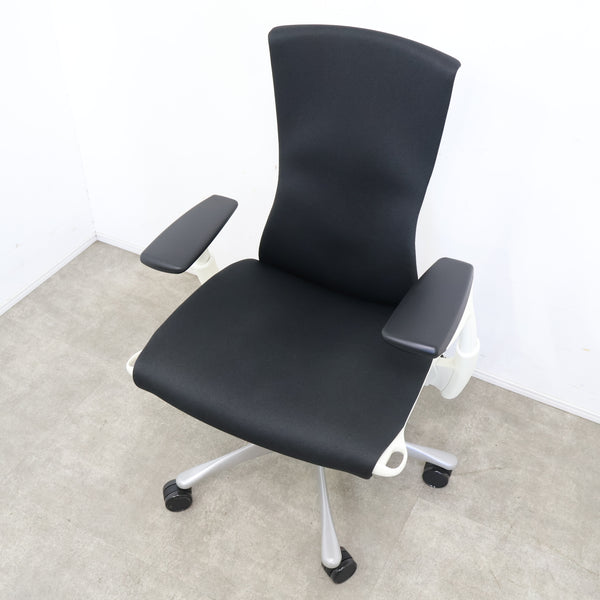 Herman Miller エンボディチェア Embody オフィスチェア（ホワイト）