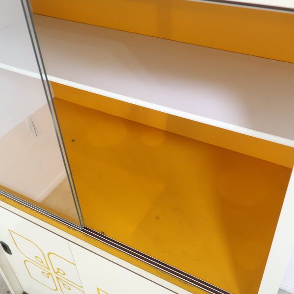 昭和レトロ 食器棚 キャビネット ガラス戸 引き戸 花柄 キッチン収納 飾り棚 古家具 オレンジ レトロポップ 13