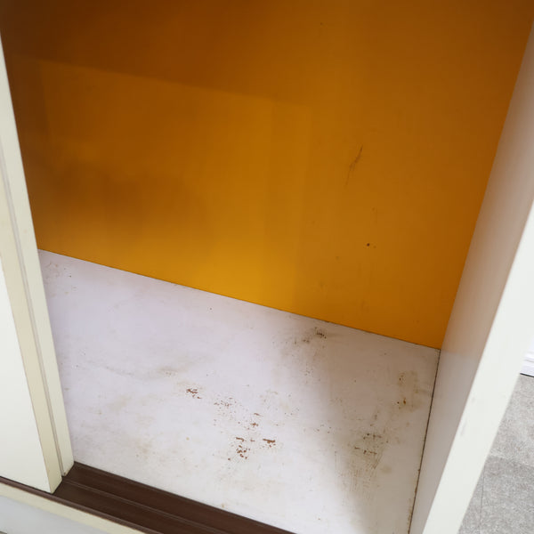 昭和レトロ 食器棚 キャビネット ガラス戸 引き戸 花柄 キッチン収納 飾り棚 古家具 オレンジ レトロポップ 16