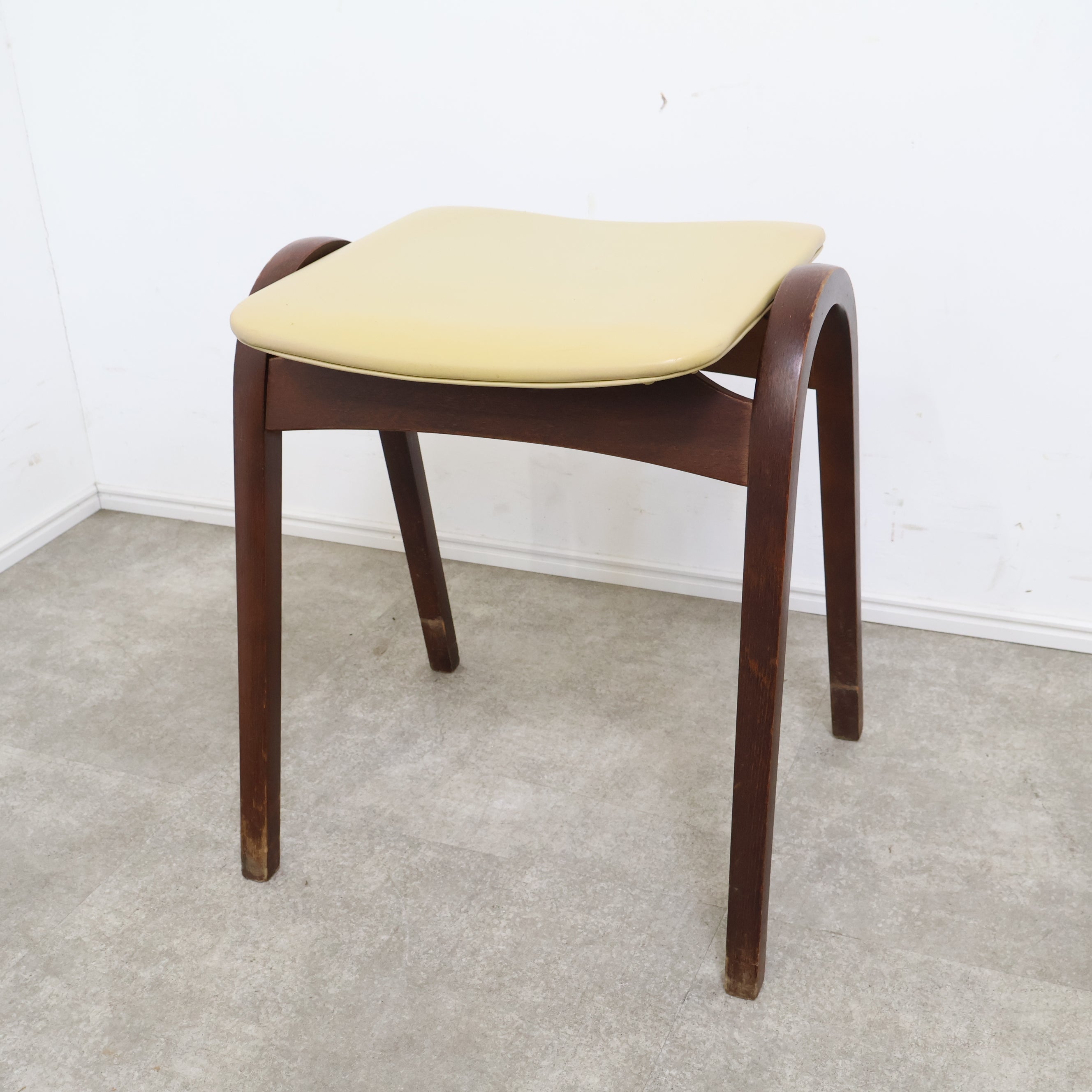 秋田木工 サイドテーブル 剣持勇 デザイン 剣持デザイン研究所 / Kenmochi Design Associatesのサイド