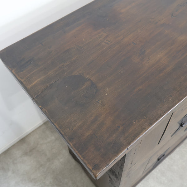 李朝のアンティーク箪笥