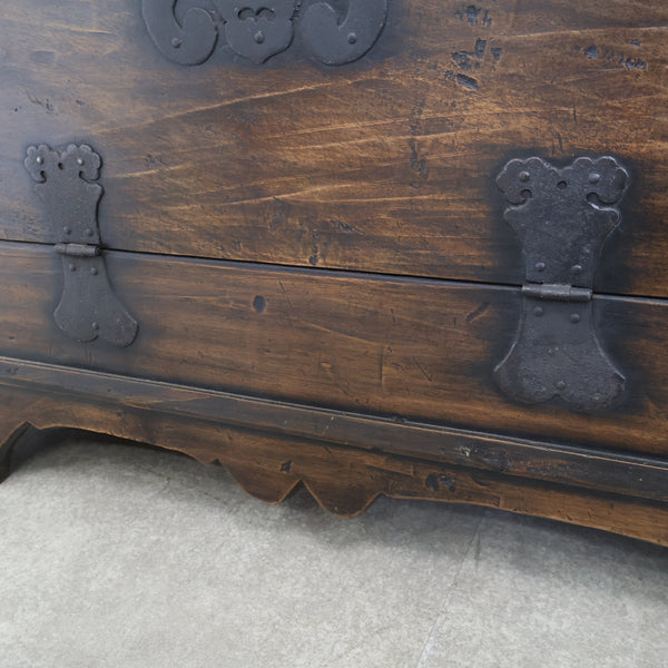 李朝のアンティーク箪笥