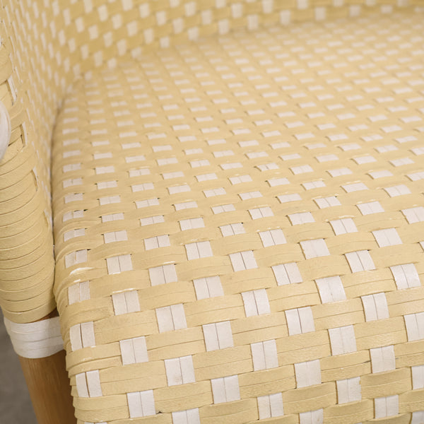ラタンとレザーストラップのアームチェア 14