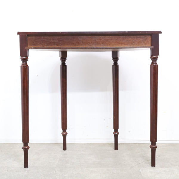 アンティーク調のコンソールデスク