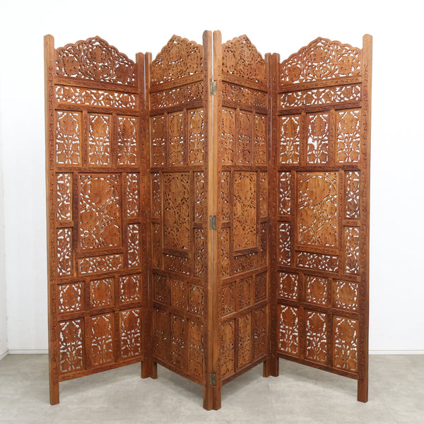 シーシャムウッド製の透かし彫りパーテーション
