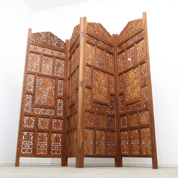 シーシャムウッド製の透かし彫りパーテーション