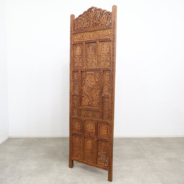 シーシャムウッド製の透かし彫りパーテーション