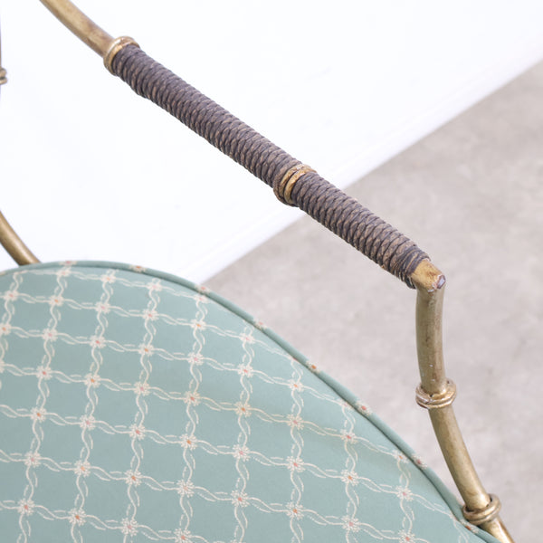 アイアンのエレガントなアームチェア No.1