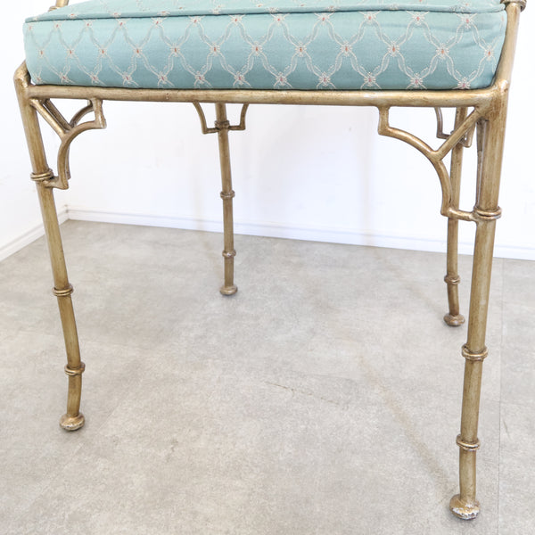 アイアンのエレガントなアームチェア No.1