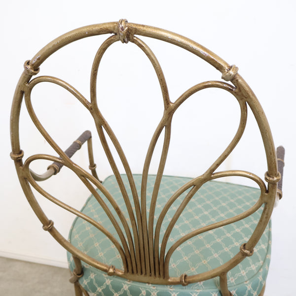 アイアンのエレガントなアームチェア No.2