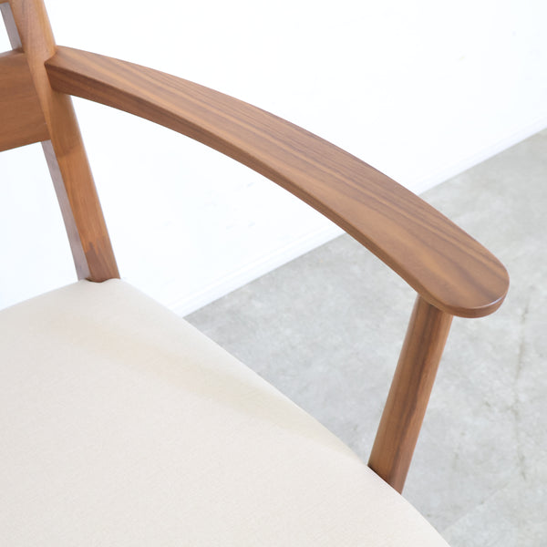 カリモク家具 CT6160シリーズのアームチェア