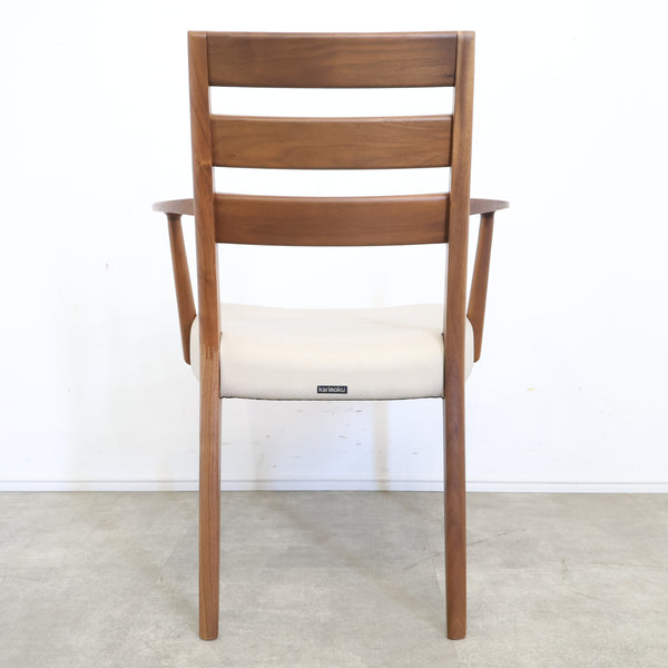 カリモク家具 CT6160シリーズのアームチェア