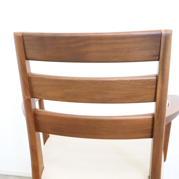 カリモク家具 CT6160シリーズのアームチェア