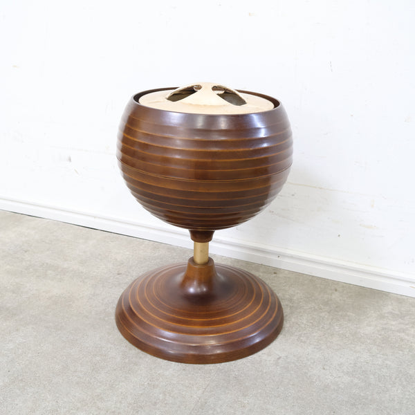 レトロなスタンド灰皿