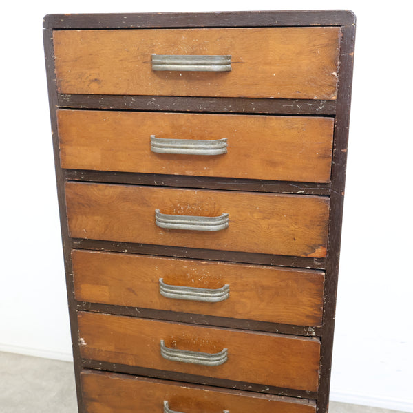 味わい深い10杯小引き出し・抽斗