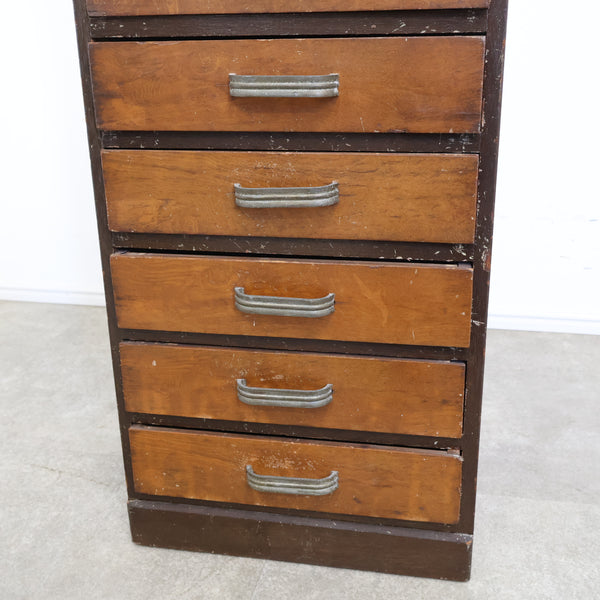 味わい深い10杯小引き出し・抽斗