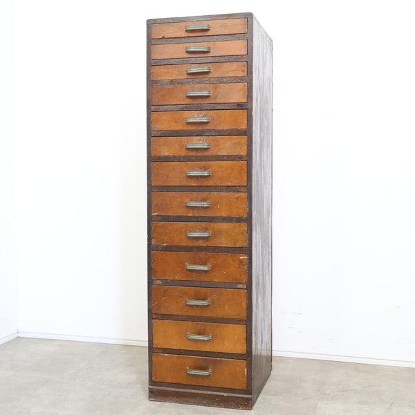 味わい深い13杯小引き出し・抽斗