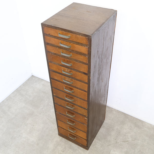 味わい深い13杯小引き出し・抽斗