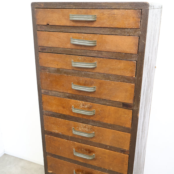 味わい深い13杯小引き出し・抽斗