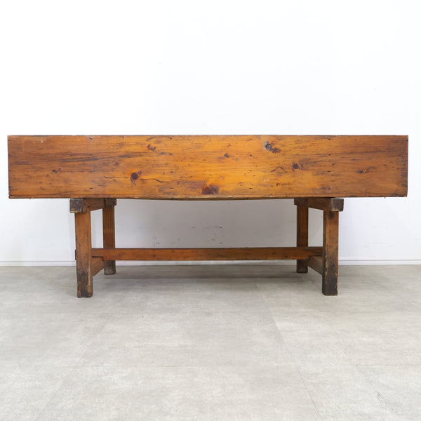 仕切り付き陳列棚・什器