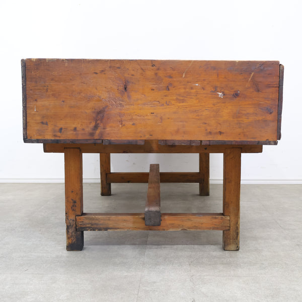 仕切り付き陳列棚・什器