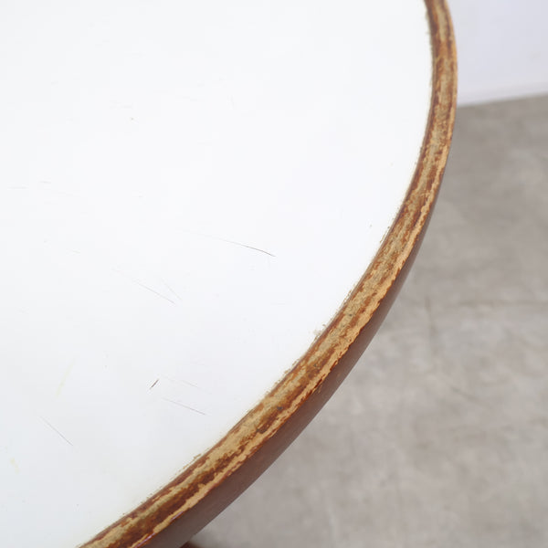 ラウンドテーブル（喫茶店・カフェテーブル ）