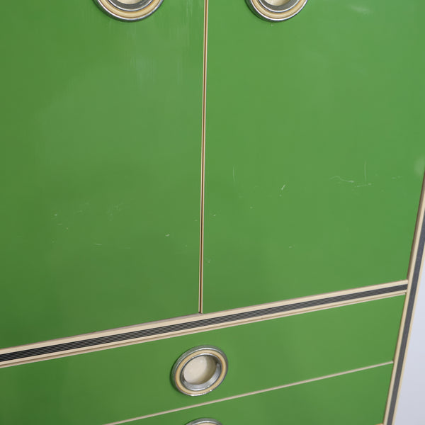 レトログリーンの収納棚・キャビネット