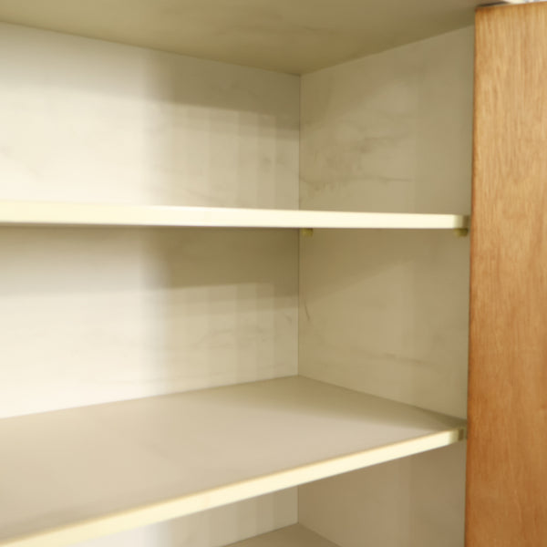 レトログリーンの収納棚・キャビネット