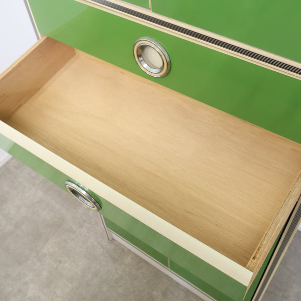 レトログリーンの収納棚・キャビネット