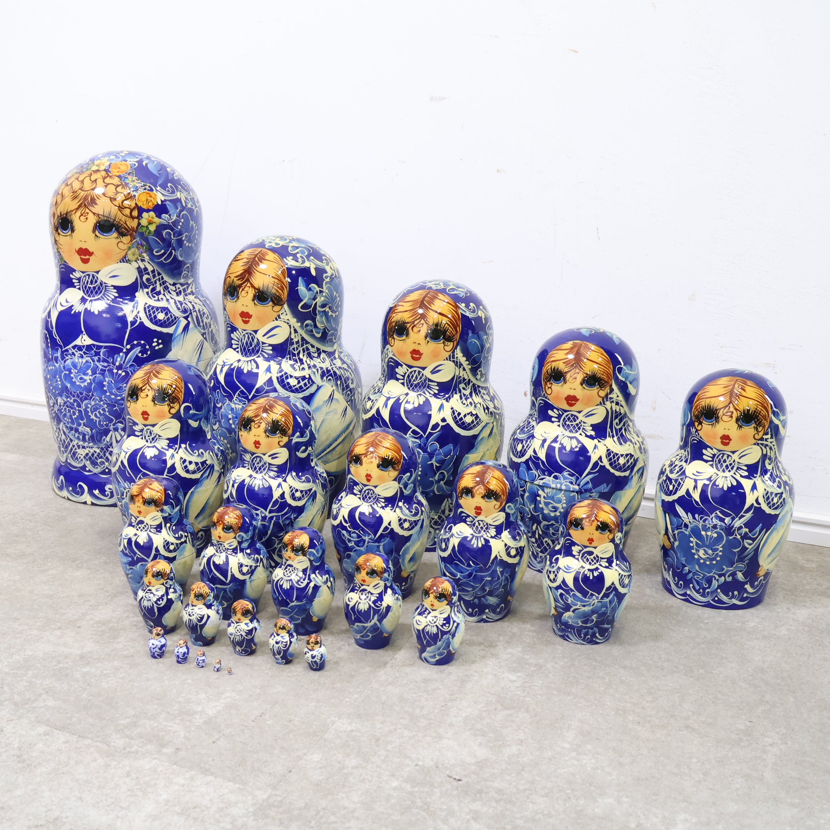 マトリョーシカ 大家族 最高級 巨大！マトリョーシカ（25体） – バナルオンラインショップ