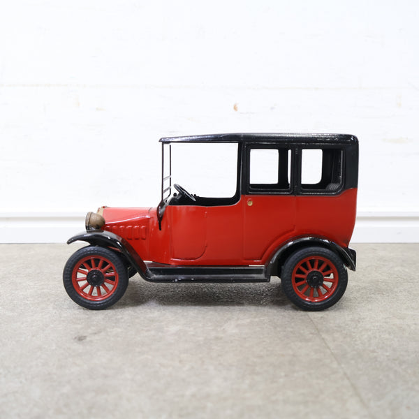 三菱A型1号車のミニカー 2