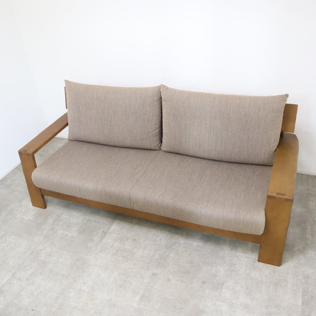 飛騨産業「木かげ」シリーズ 3人掛けソファ – バナルオンライン