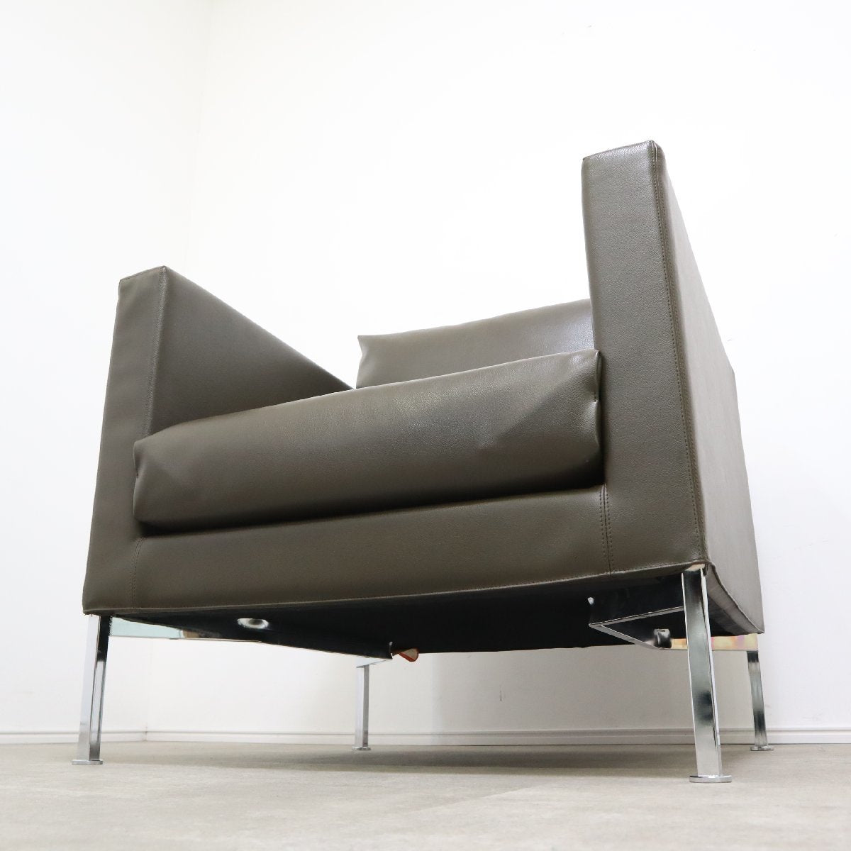 Cassina ixc. カッシーナイクスシー ボックススモールソファ 1人掛け No.2 –  バナルオンラインショップ（BANUL）の通販ならBANUL