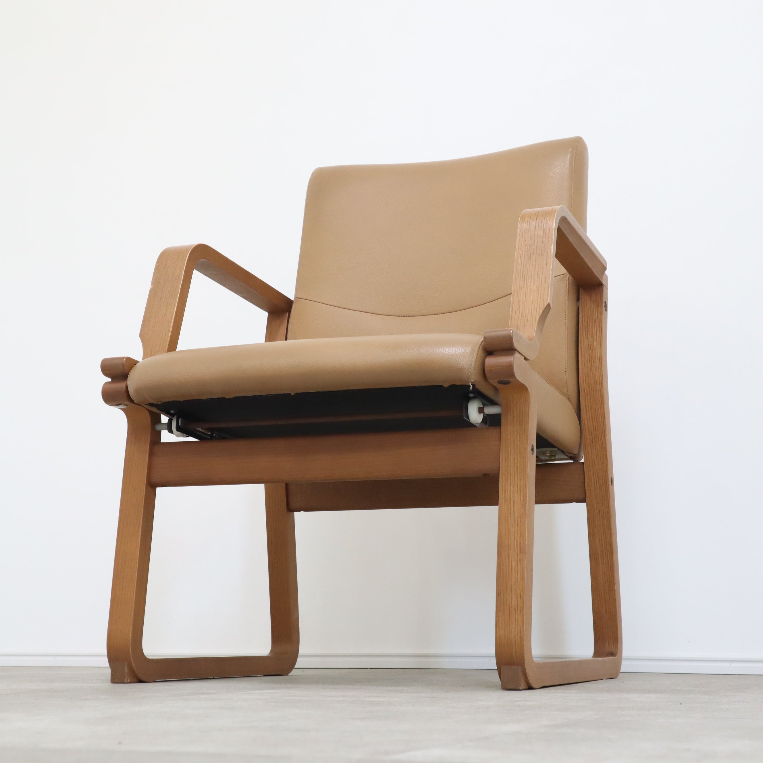 【希少品】カリモク　Direttore オットマン　 ディレトーレ 希少品】カリモクDirettore オットマン ディレトーレ