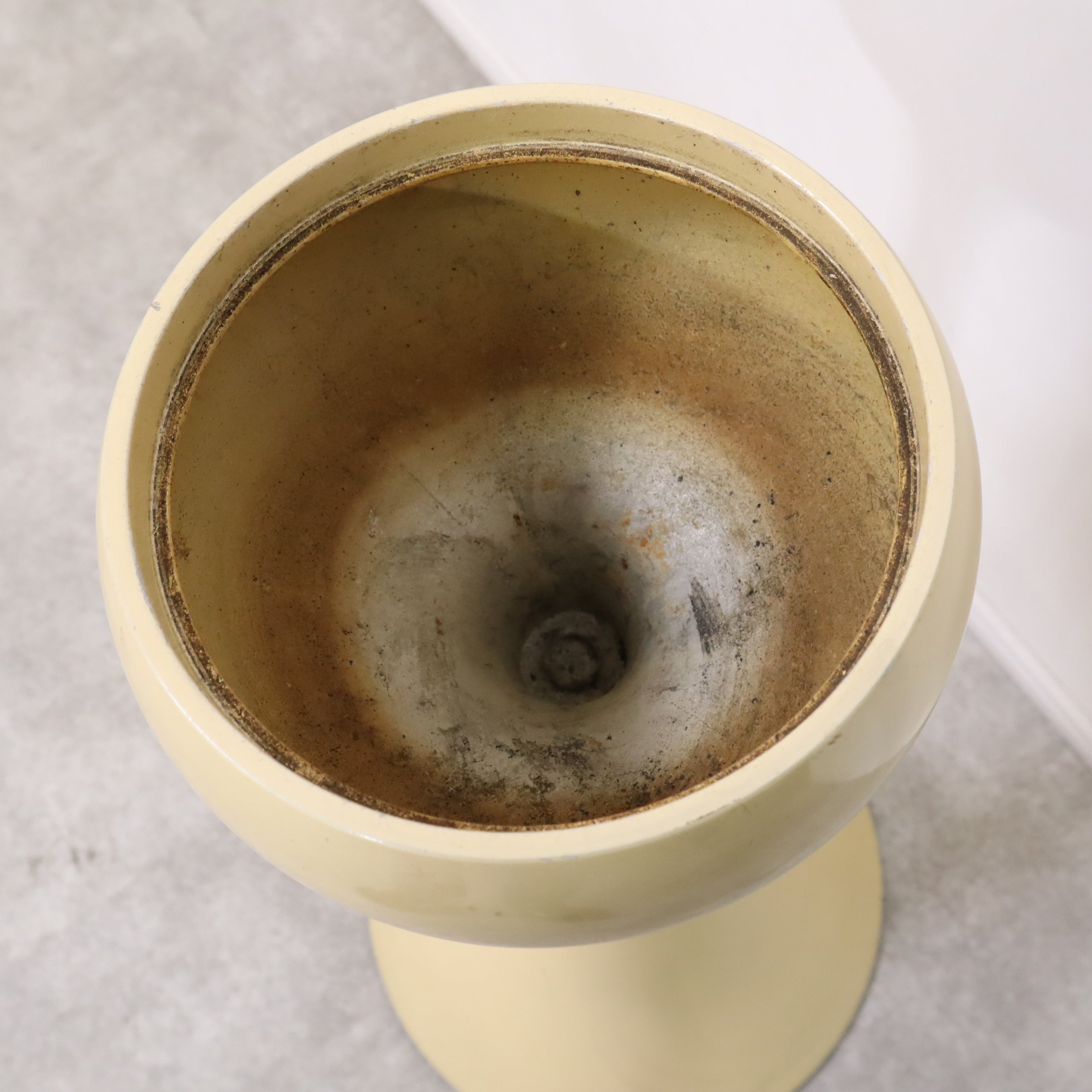 昭和レトロ　モダン　松田家具　木製灰皿　スタンド　ミッドセンチュリー　マツダ 昭和レトロ モダン 松田家具 木製灰皿 スタンド ミッド