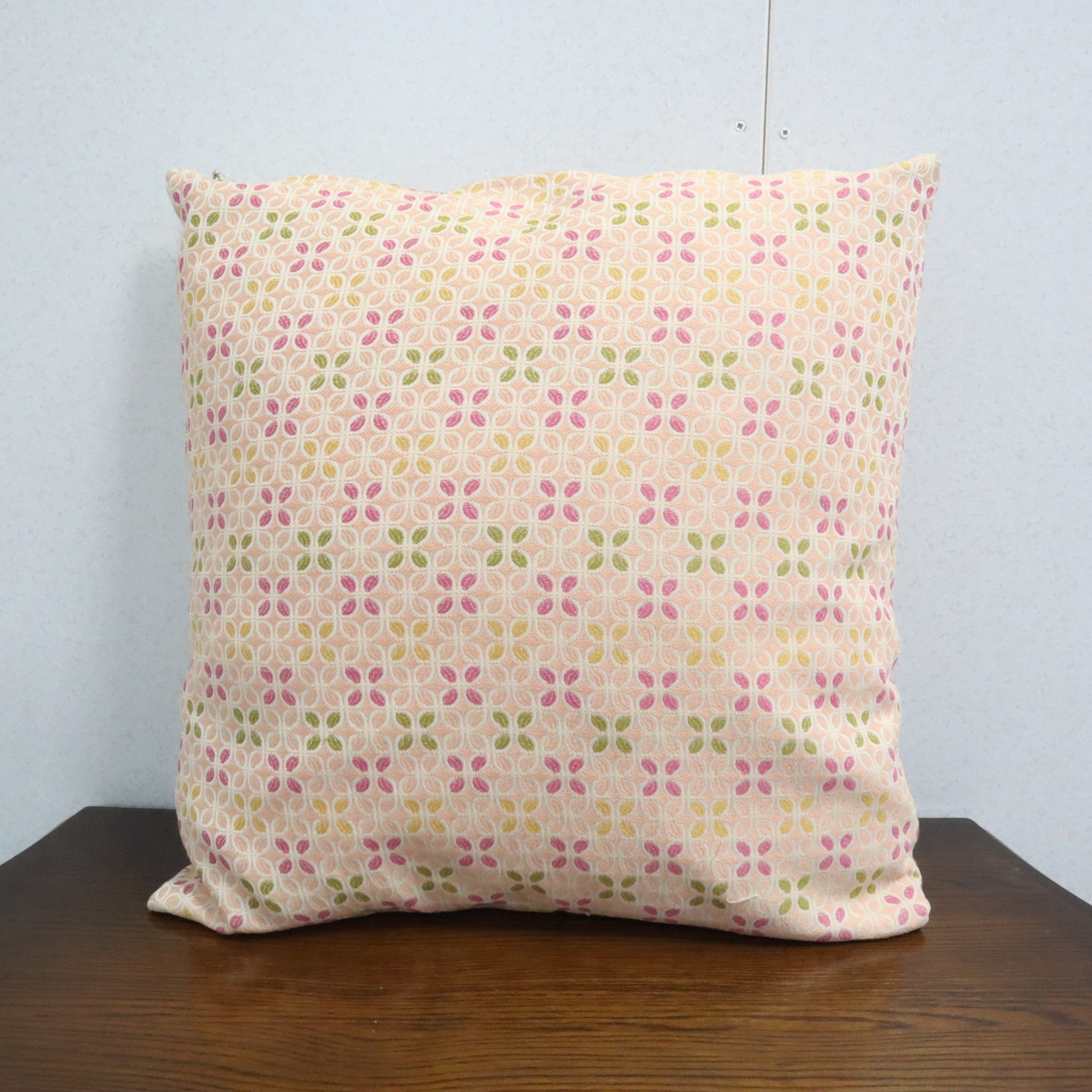 2個セット HUKLA(フクラ) クッションのみ HUKLA MULTI PILLOW CUSHION / フクラ マルチピロークッション