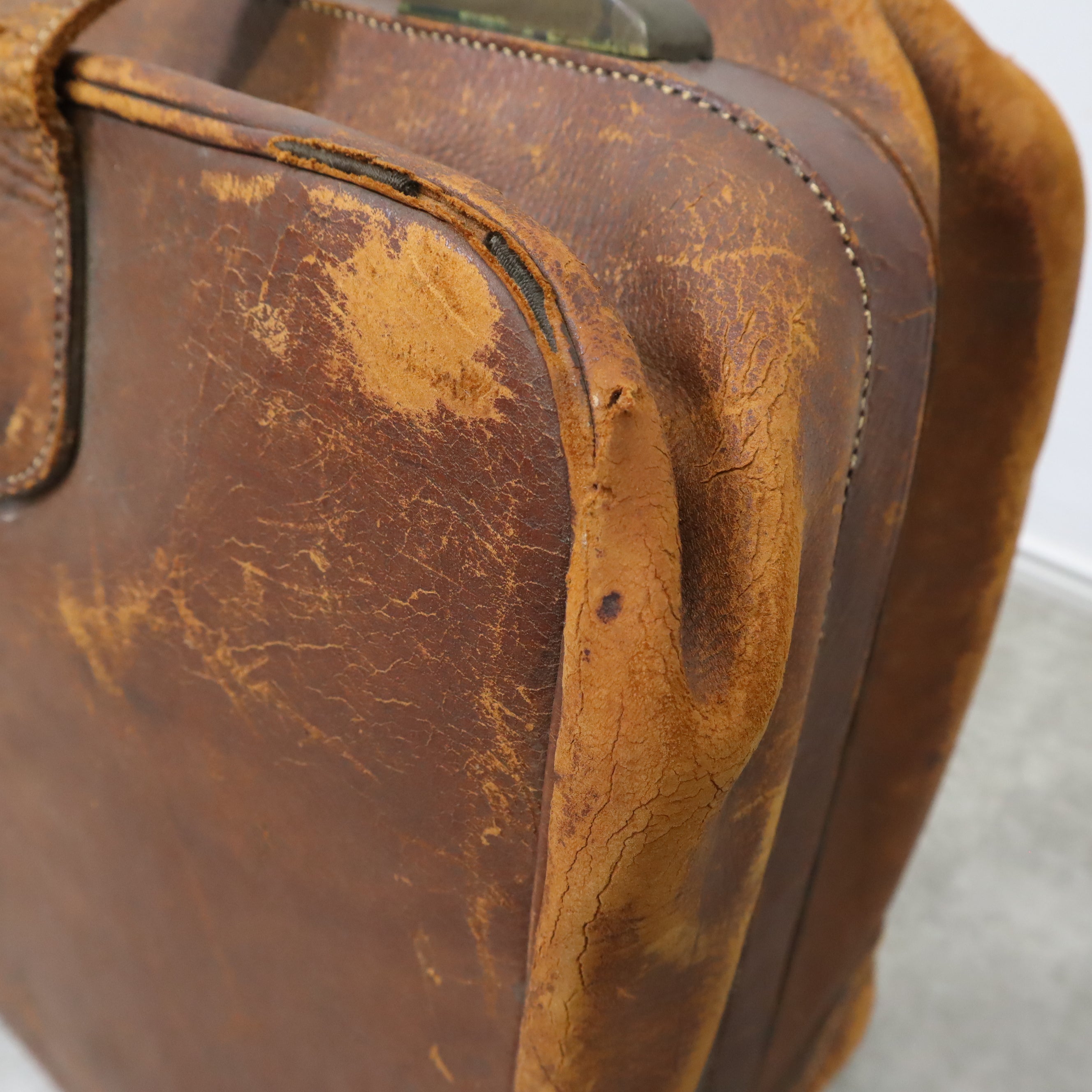 雰囲気最高！ヴィンテージ 本革トランクケース/ボストンバッグ