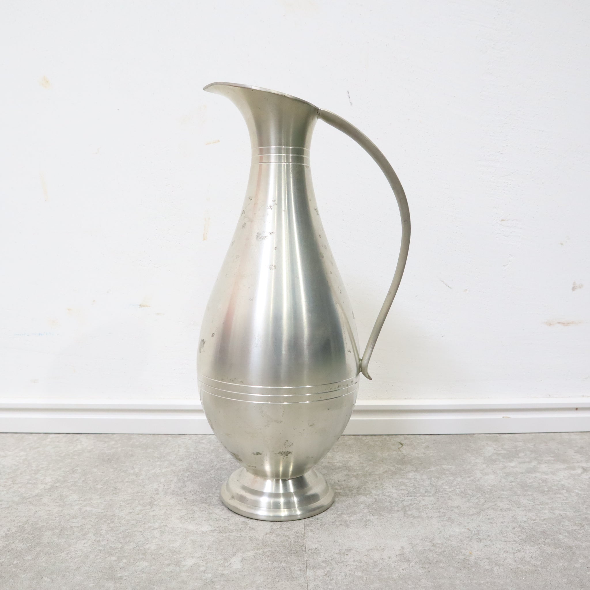 TUMASEK PEWTER 97%の水さし・一輪差し – バナルオンライン