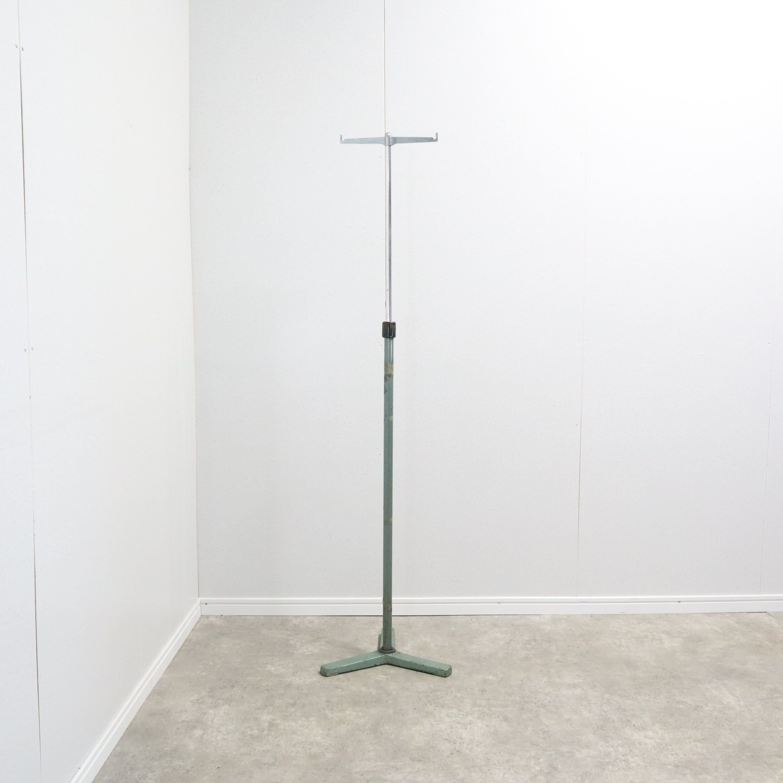 点滴スタンド ヴィンテージ レトロ 什器 病院 ハンガーラック