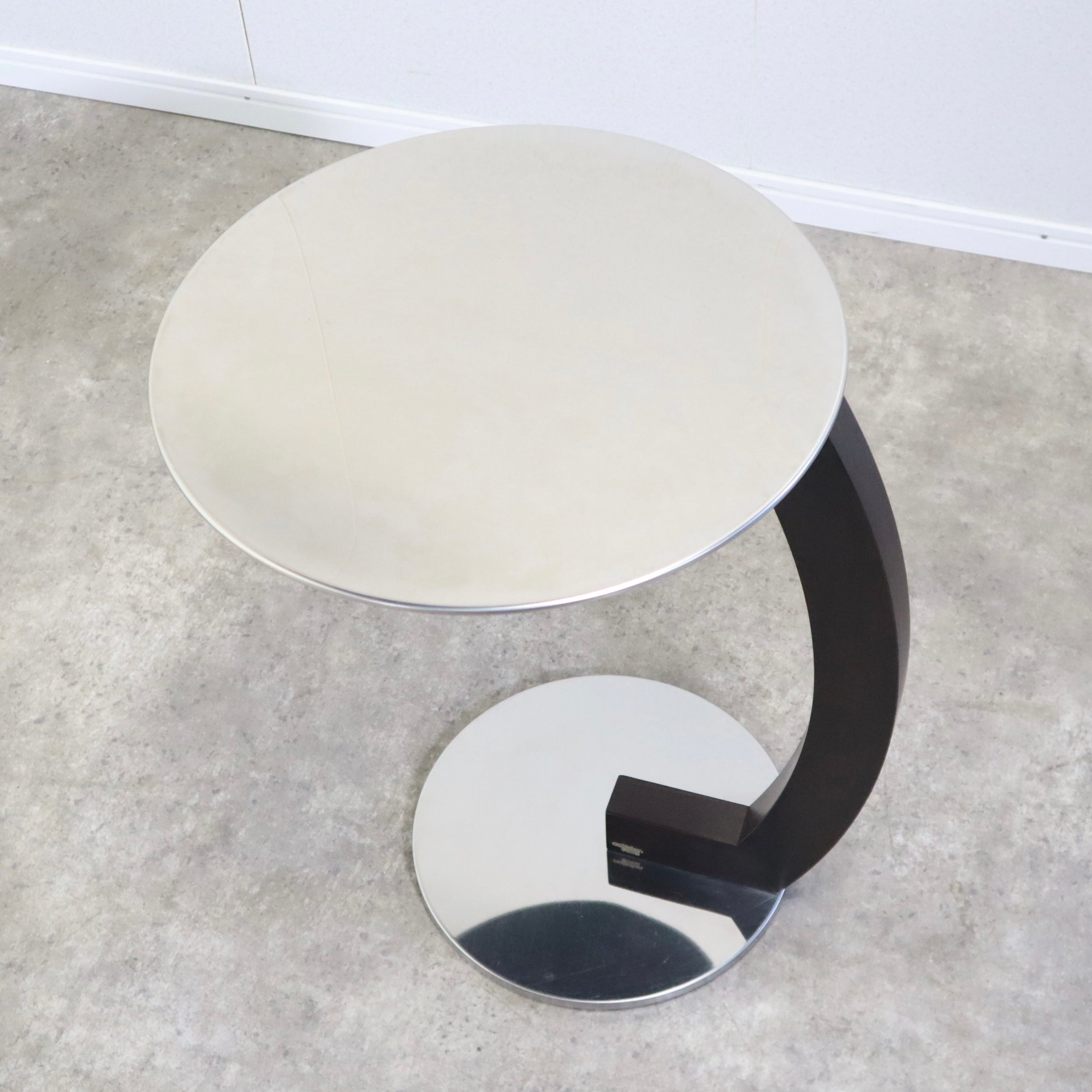 Cattelan italia カッテラン イタリア サイドテーブル ナイトテーブル