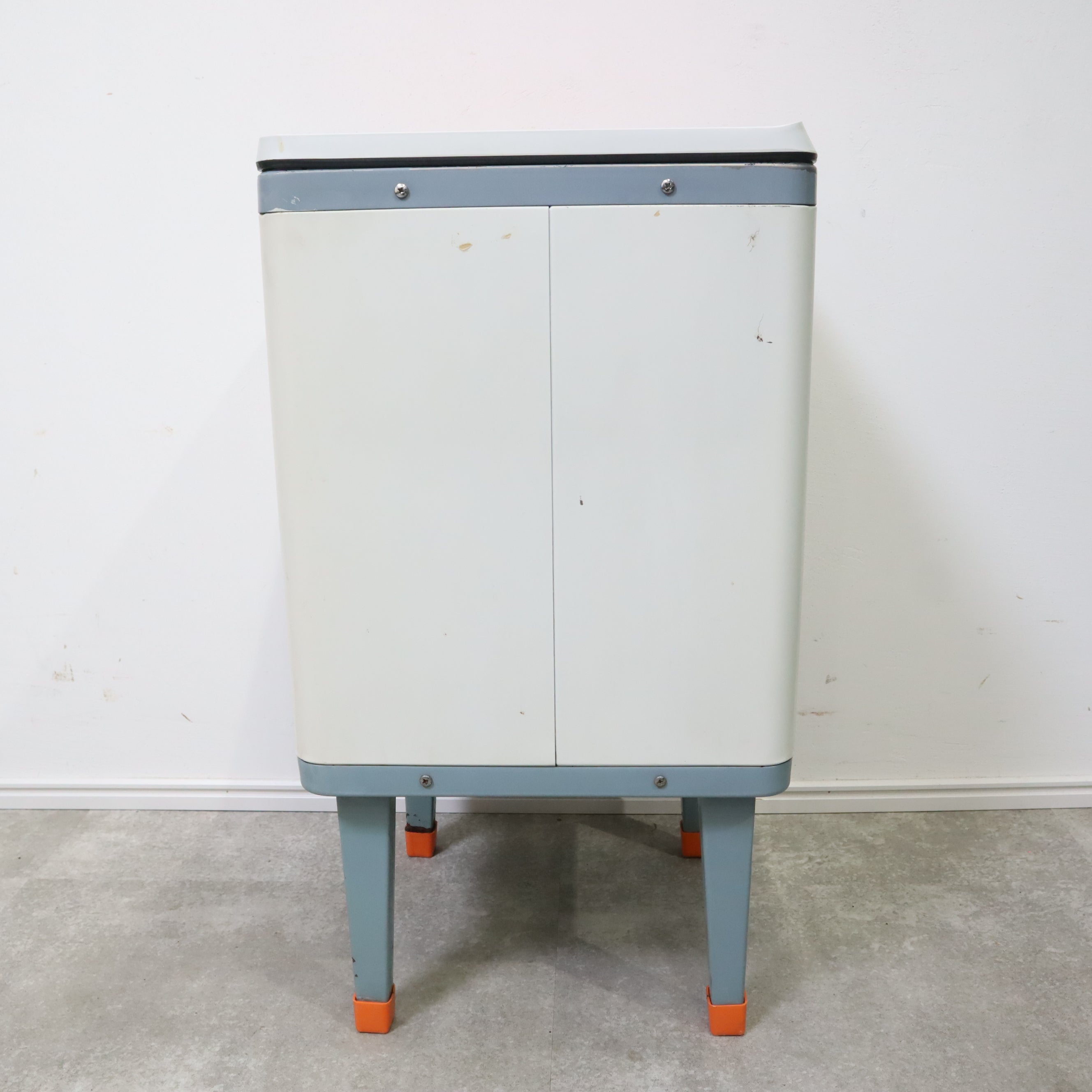 Hiser/ハイザーのレトロな米びつ – バナルオンラインショップ