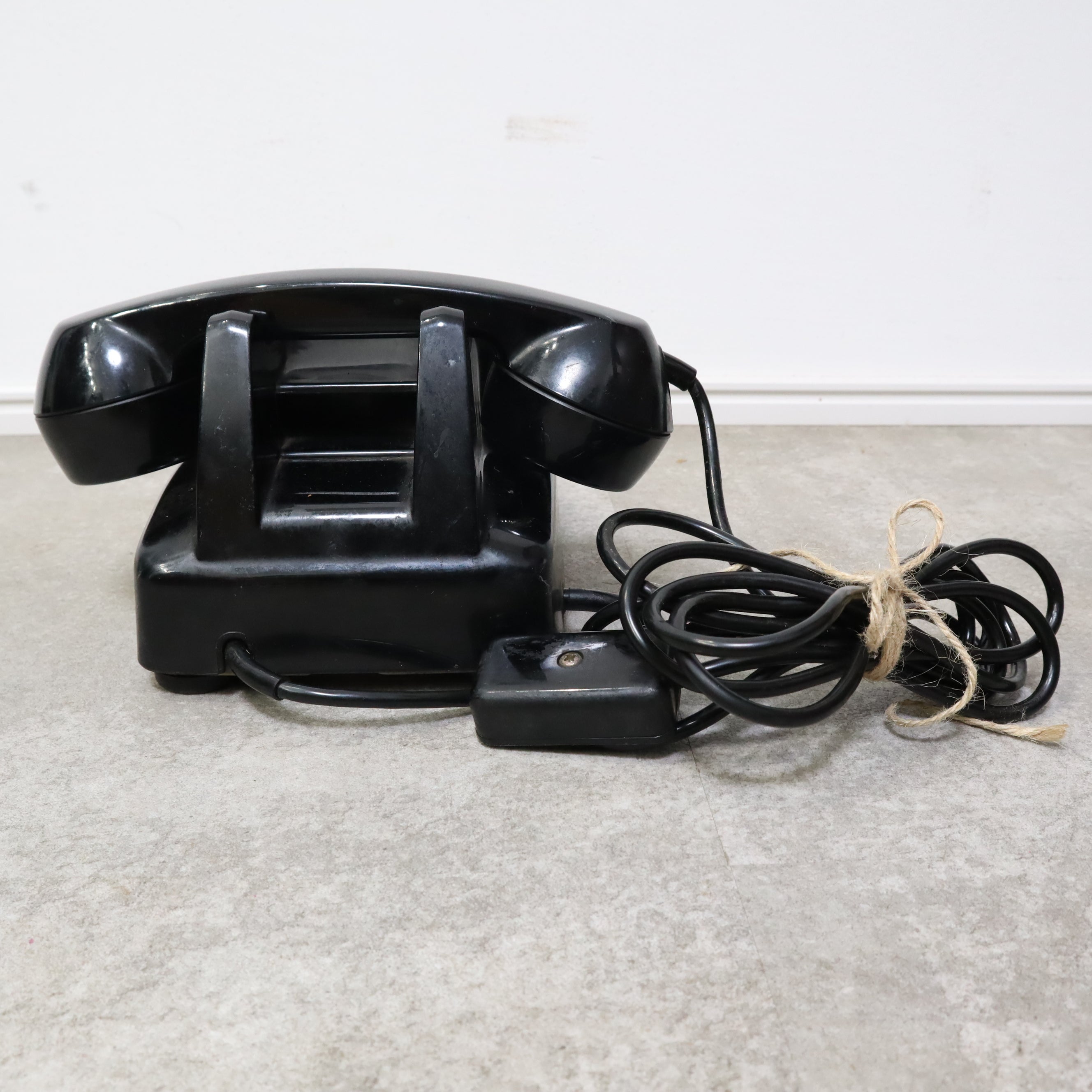 これぞ昭和の象徴！黒電話【EC1207】 – バナルオンラインショップ