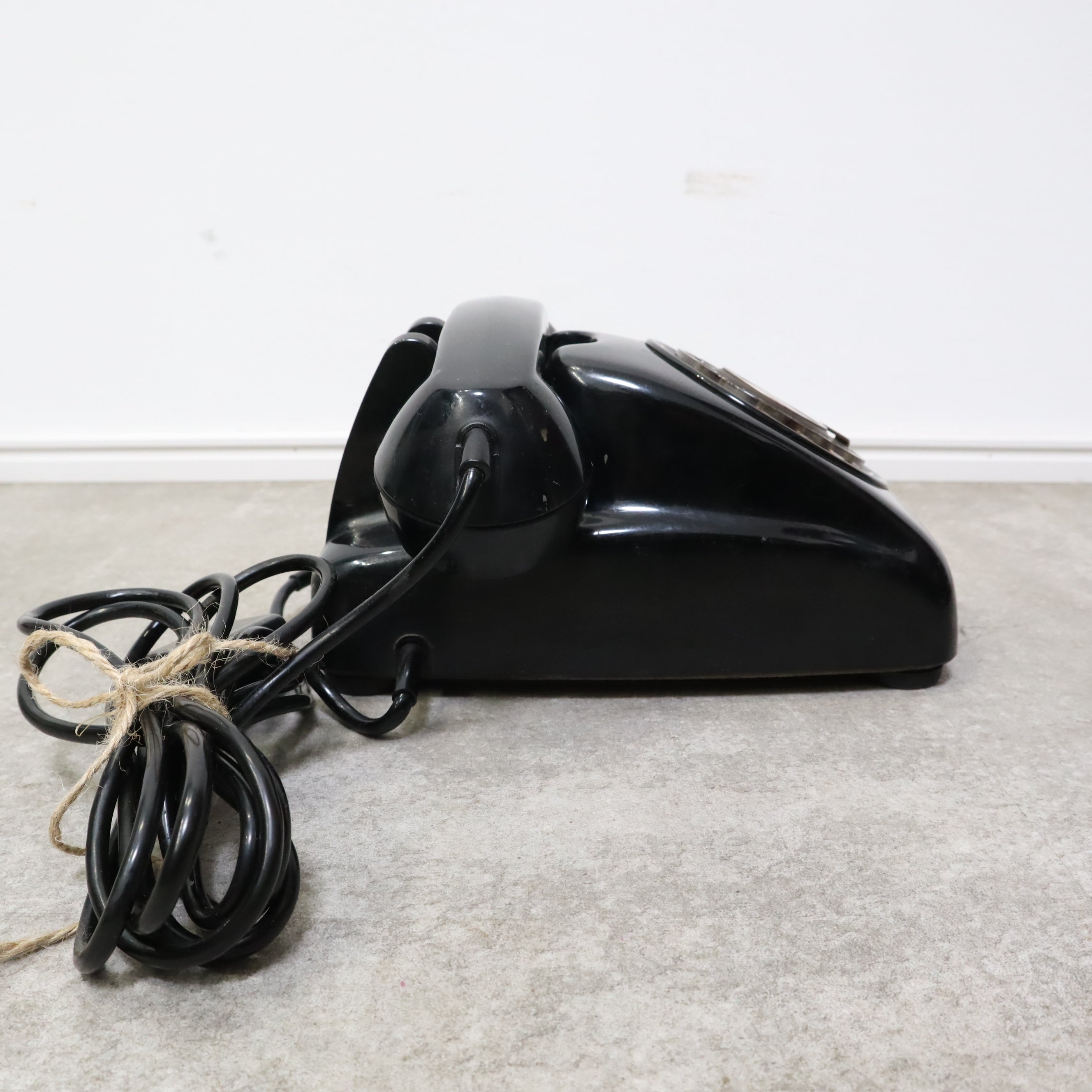 これぞ昭和の象徴！黒電話【EC1207】 – バナルオンラインショップ