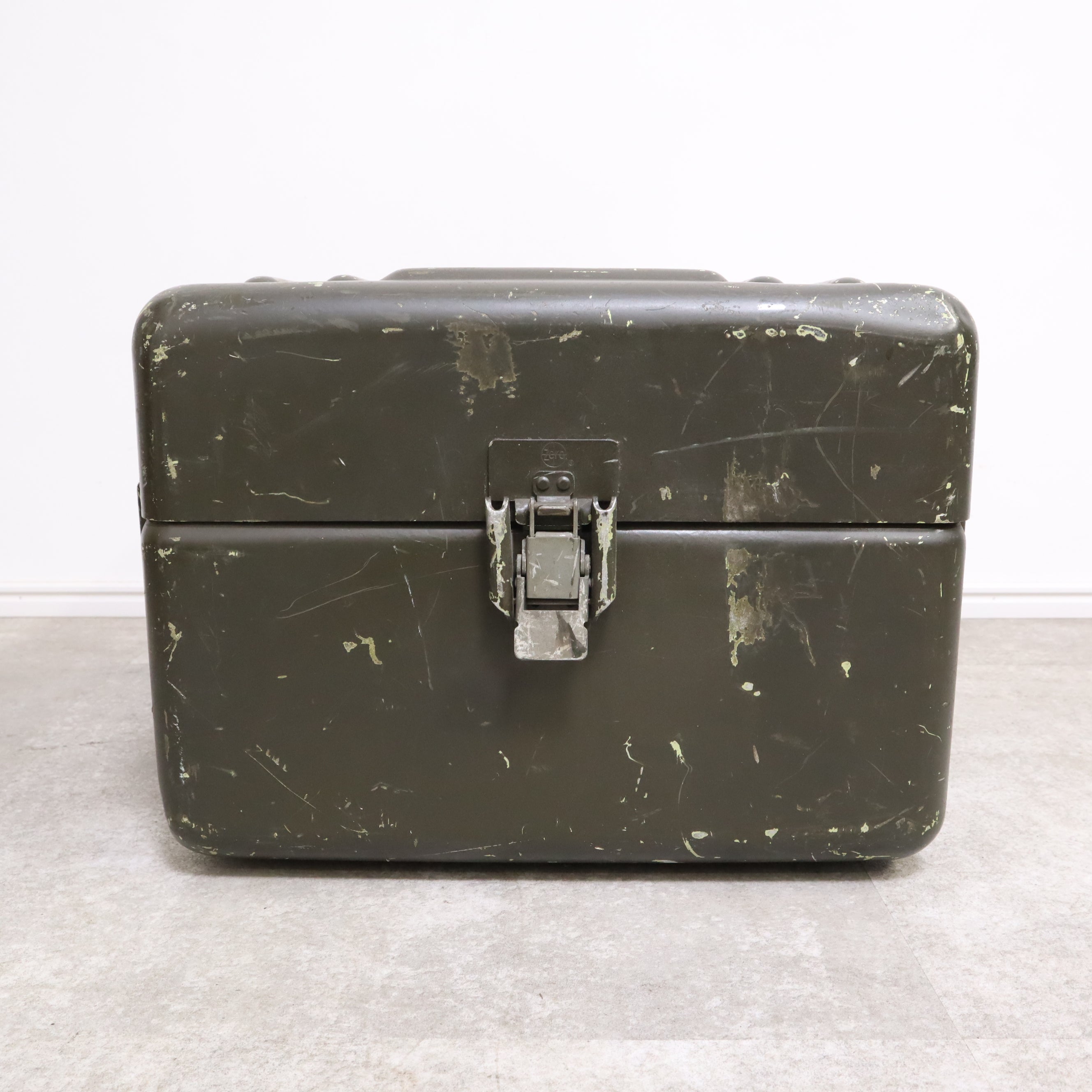 米軍放出品　ミリタリーボックス　ナイトヴィジョンケース NIGHT VISION GOGGLES STORAGE CASE 米軍放出品の商品詳細