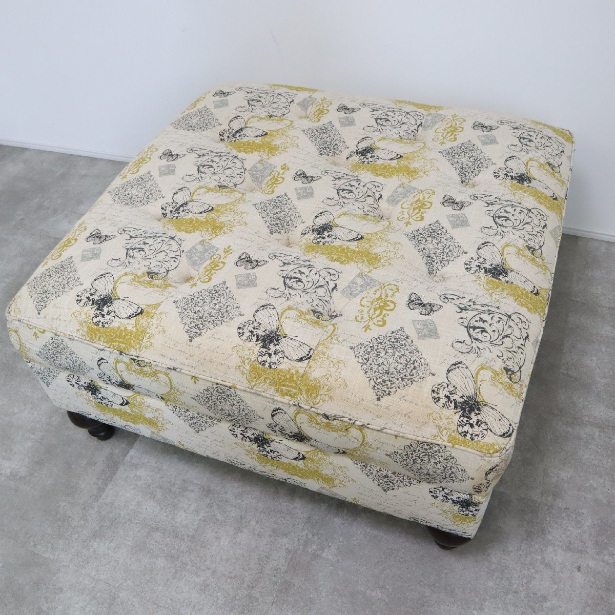 Ashley Furniture Industries アシュレイファニチャー オットマン