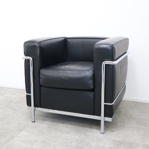 【美品】正規品 Cassina カッシーナ LC2 1人掛けソファ ル・コルビュジエ 本革 刻印あり No.1【10A2209081】